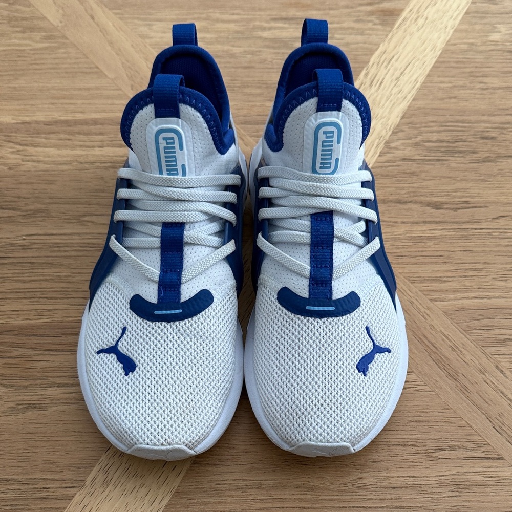 Puma Kids Sneakers in Blue and White Size 1.5C